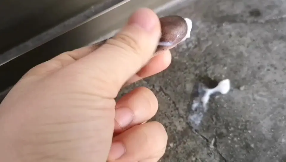 染发剂沾皮肤上难清洗，别急，教你几招，轻松洗净，厉害又实用