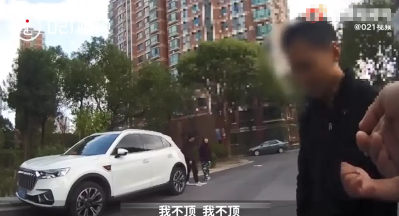 女婿被酒驾岳父拉来顶包当场反水！女婿：我不顶，他自首