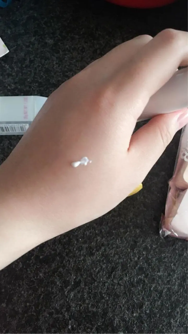 za的护肤品好不好用(解读za姬芮护肤品怎么样)插图2 za的护肤品好不好用(解读za姬芮护肤品怎么样)插图2
