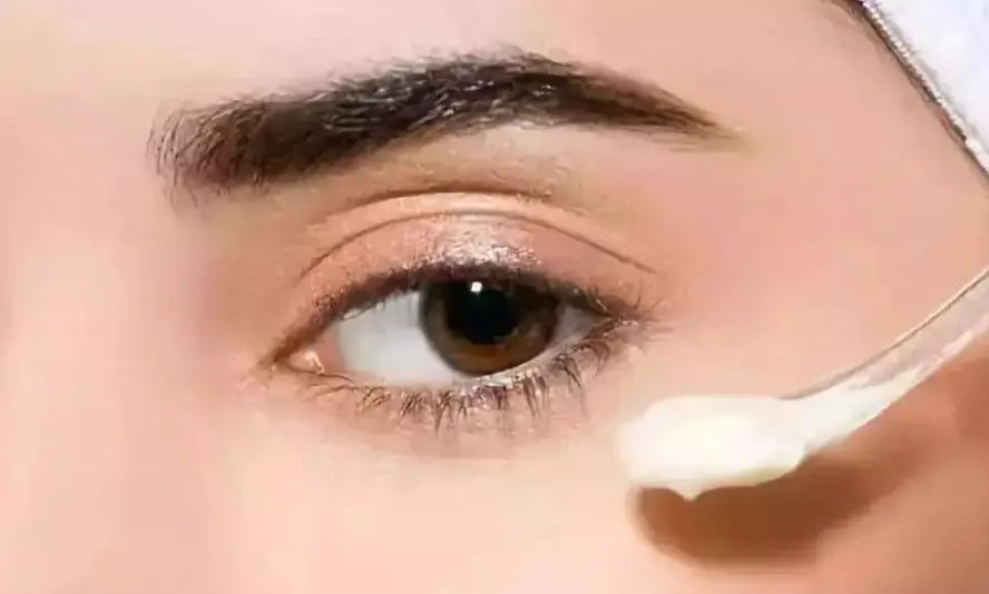 大宝眼霜怎么样效果好吗(浅谈这4款国货眼霜平价又好用)插图 大宝眼霜怎么样效果好吗(浅谈这4款国货眼霜平价又好用)插图