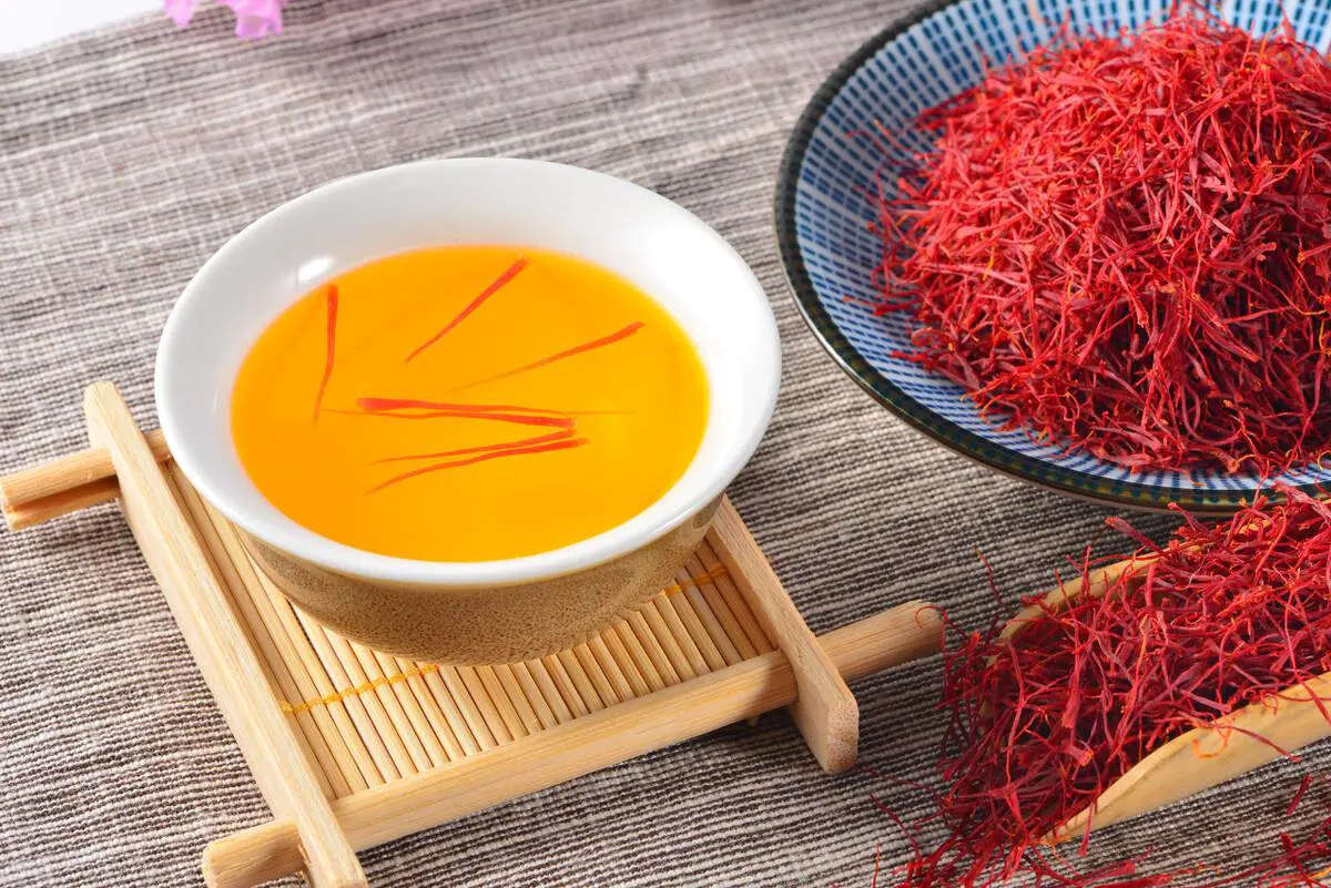 藏红花喝多了会怎么样(介绍藏红花的功效与作用及禁忌 )插图 藏红花喝多了会怎么样(介绍藏红花的功效与作用及禁忌 )插图