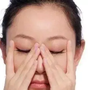 怎么样快速去眼袋(解读去眼袋最快最有效十几种方法任你选哦)插图 怎么样快速去眼袋(解读去眼袋最快最有效十几种方法任你选哦)插图
