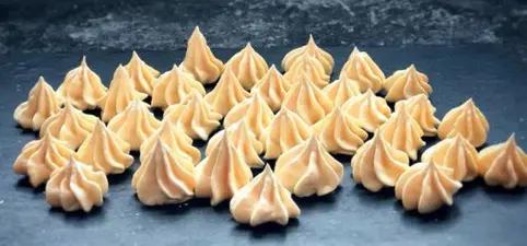 肚子里有蛔虫有什么症状(教你如何判断肚子里有蛔虫)插图 肚子里有“蛔虫”的人,大多会有3种表现,快看家里人有没有